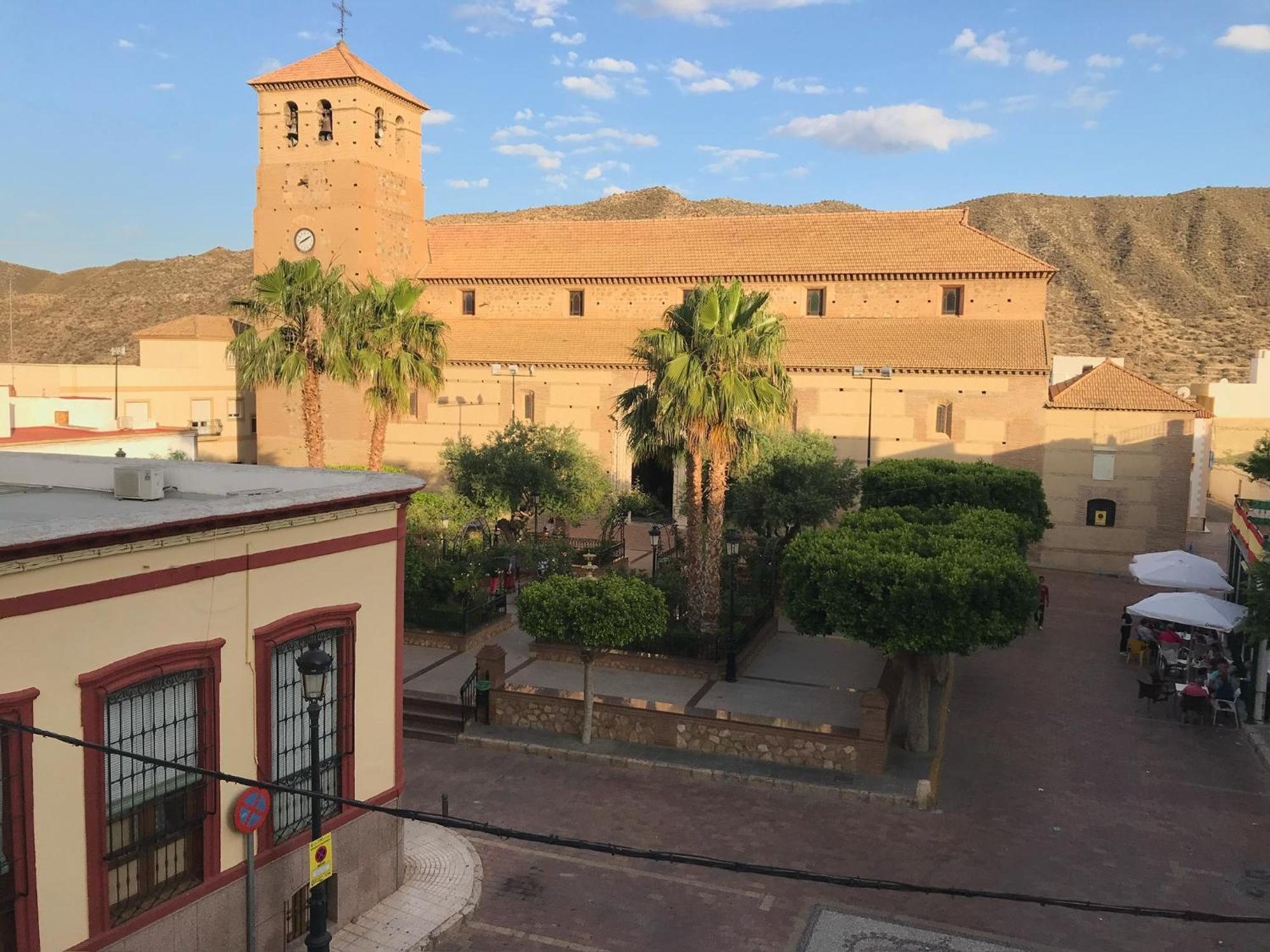 Hostal Avenida Tabernas Eksteriør billede