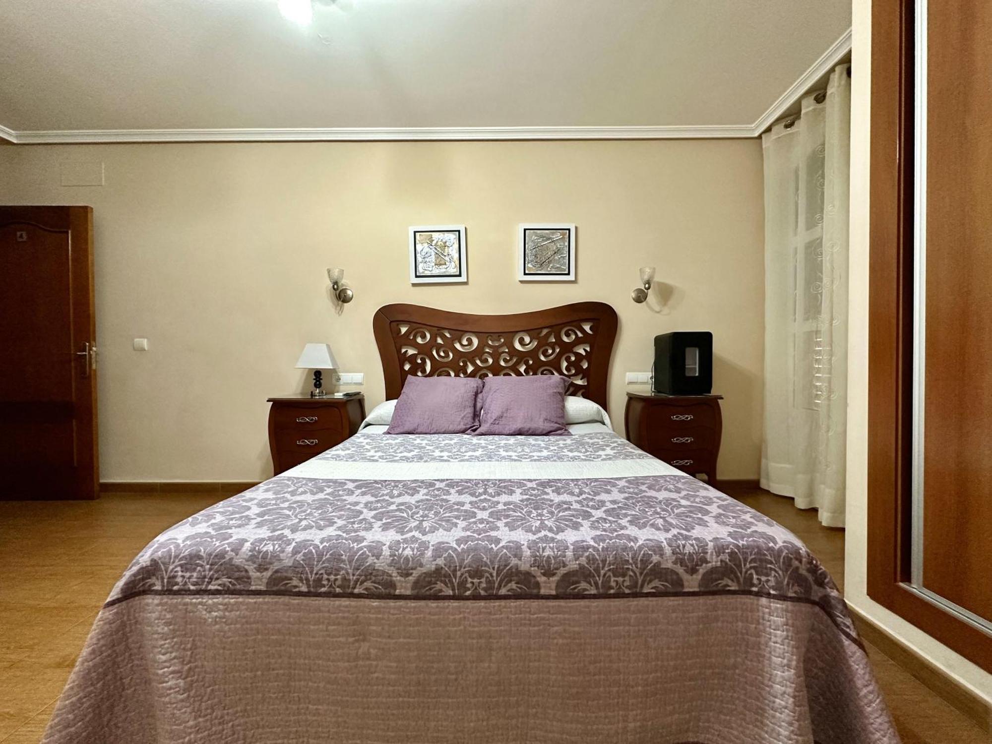 Hostal Avenida Tabernas Eksteriør billede