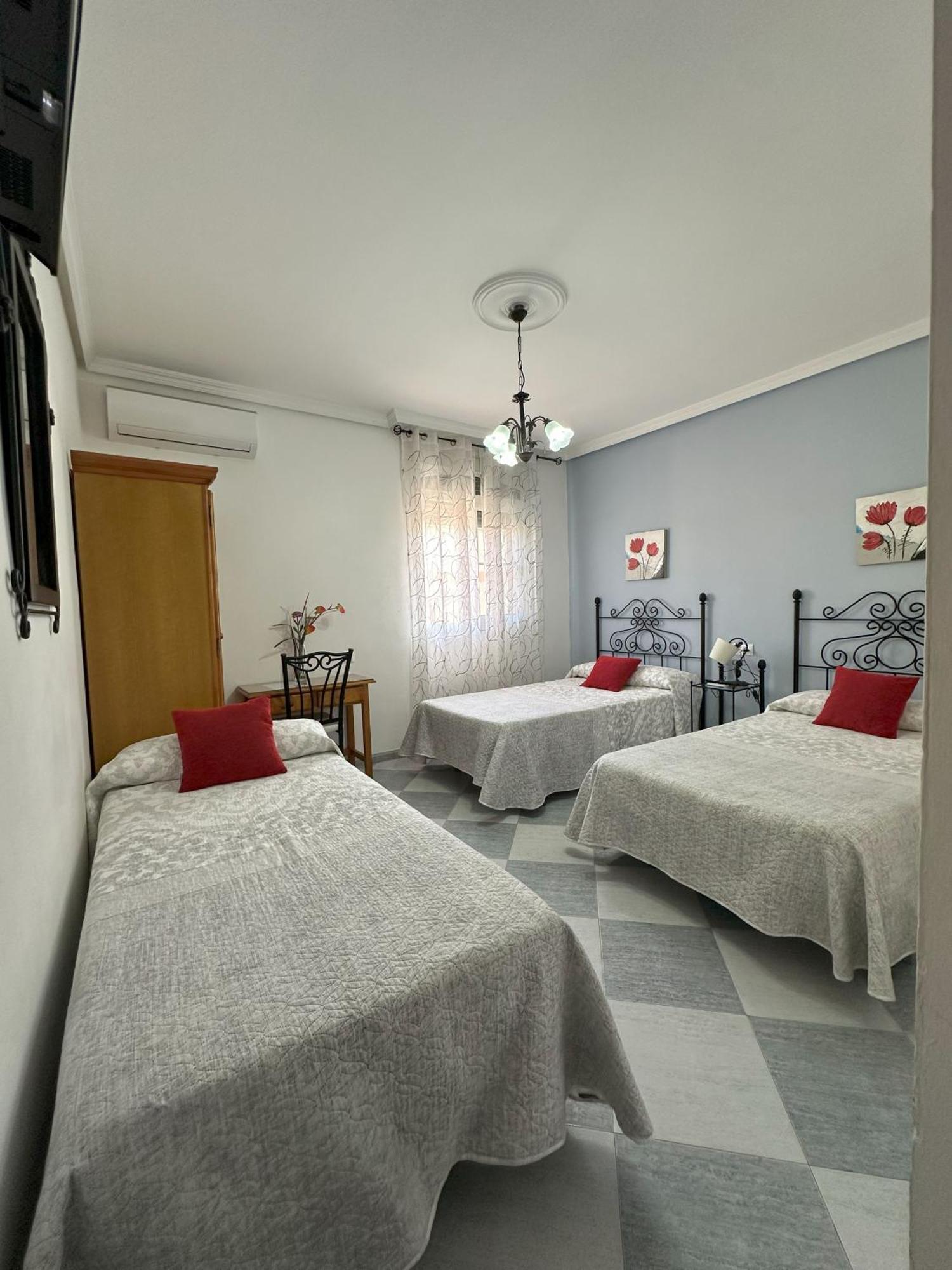 Hostal Avenida Tabernas Eksteriør billede