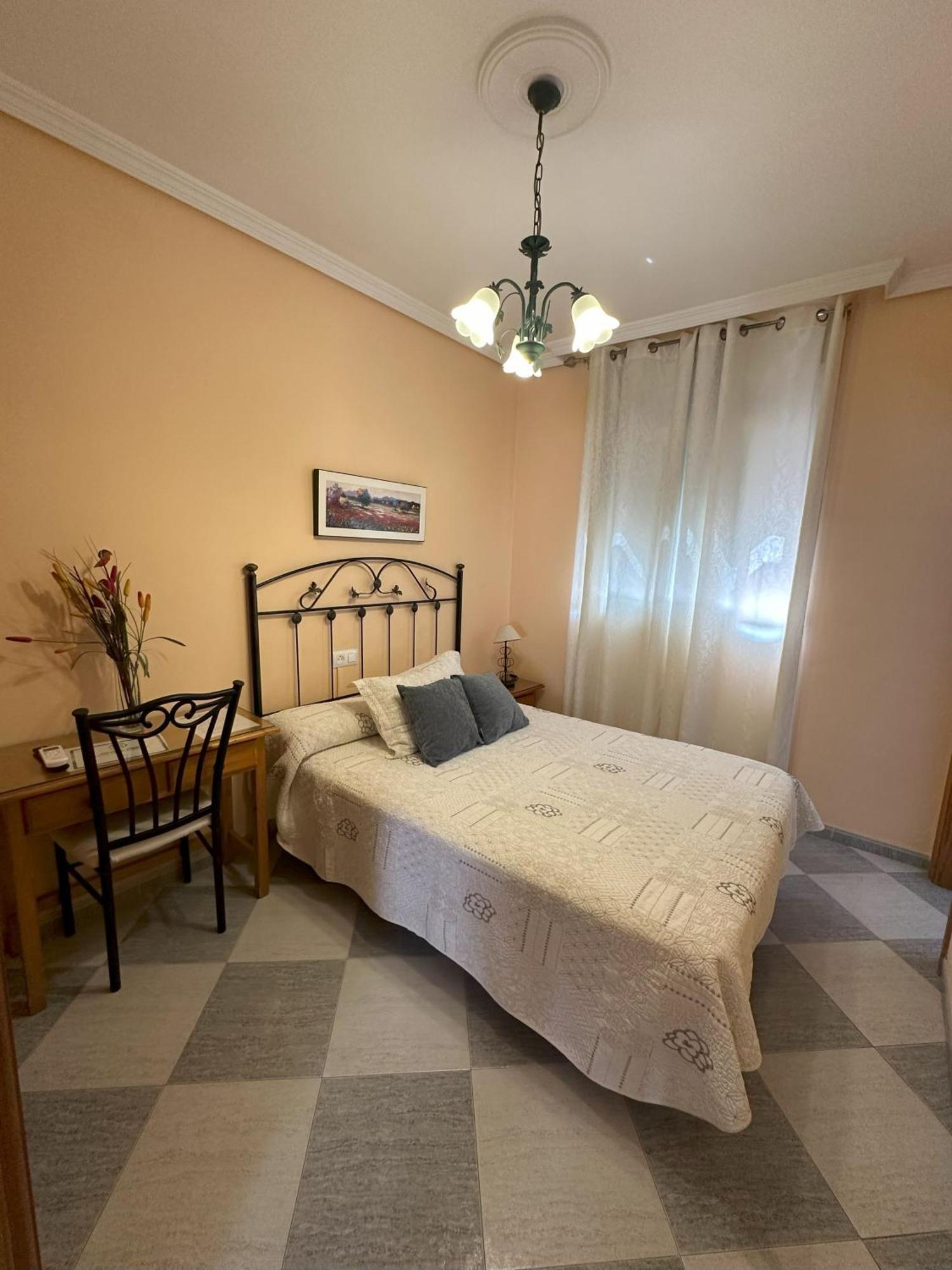 Hostal Avenida Tabernas Eksteriør billede